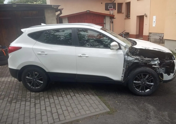 Hyundai ix35 cena 27900 przebieg: 76000, rok produkcji 2015 z Głuchołazy małe 781